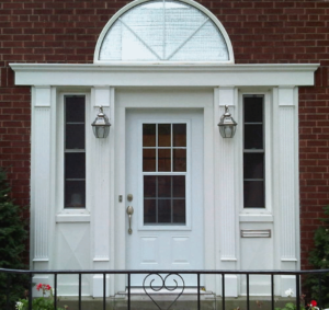 house flipping door with transom